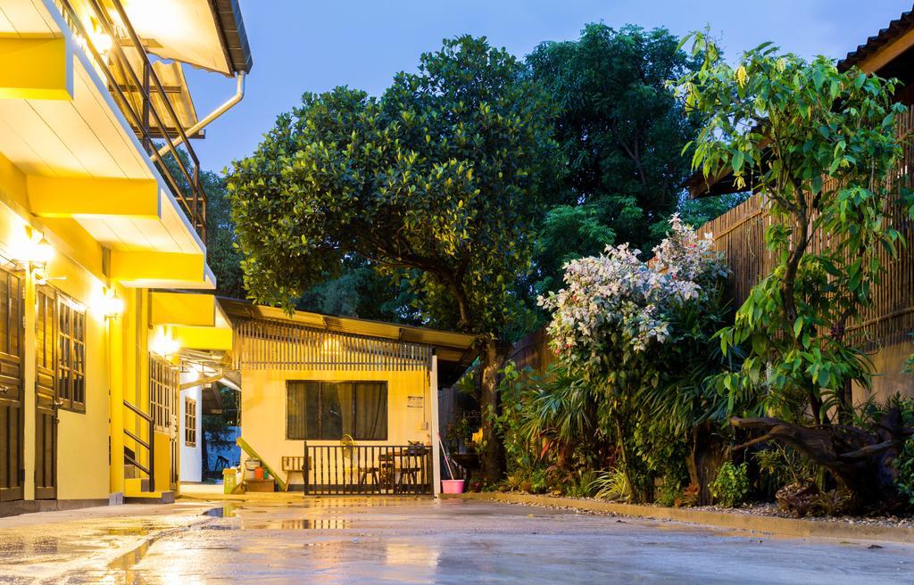 Him Dara Homestay Chiang Mai Exterior foto